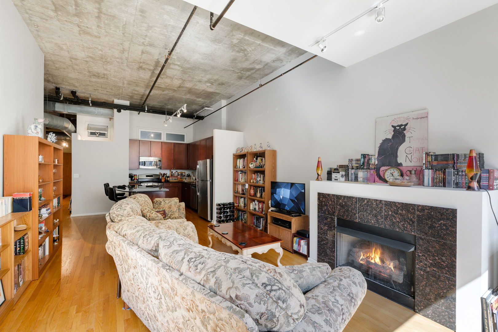 520 South State Street, Unit 1507 Chicago, IL 60605 - Photo 12 of 32