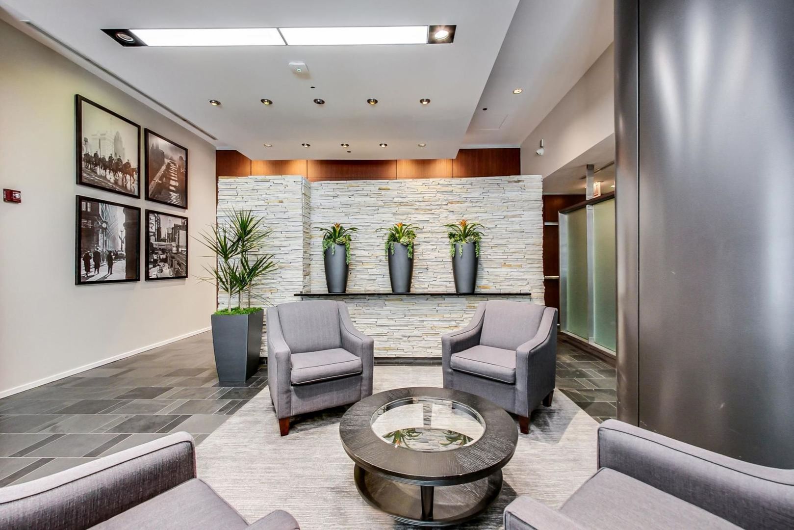 520 South State Street, Unit 1507 Chicago, IL 60605 - Photo 4 of 32