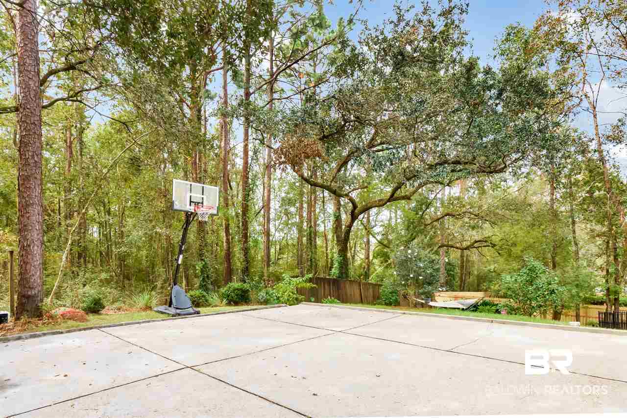 5801 Blue Ridge Drive South Mobile, AL 36693 - Photo 34 of 38