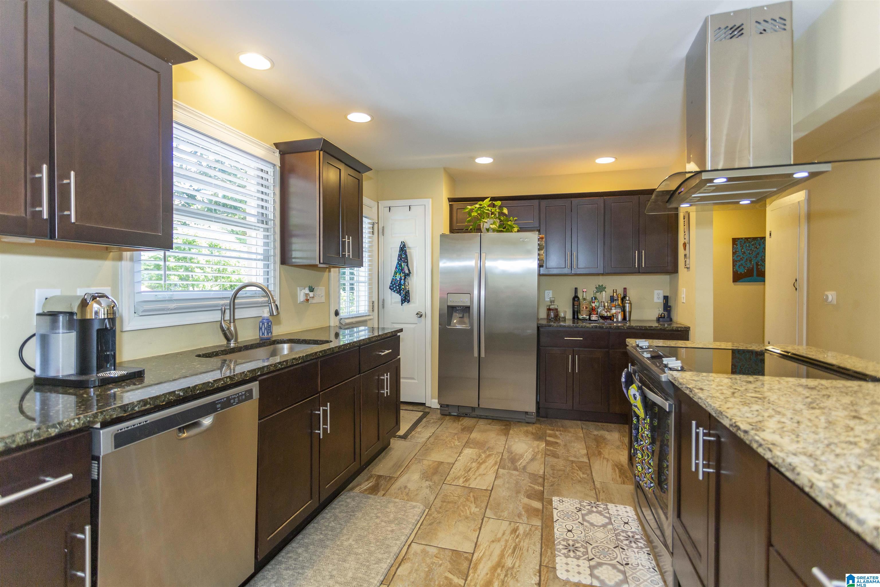 105 Stoneview Road Birmingham, AL 35210 - Photo 7 of 27