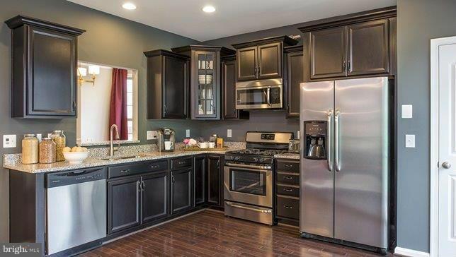 8898 Quarry Road Manassas, VA 20110 - Photo 9 of 23 Kitchen- photos are of model home w/options
