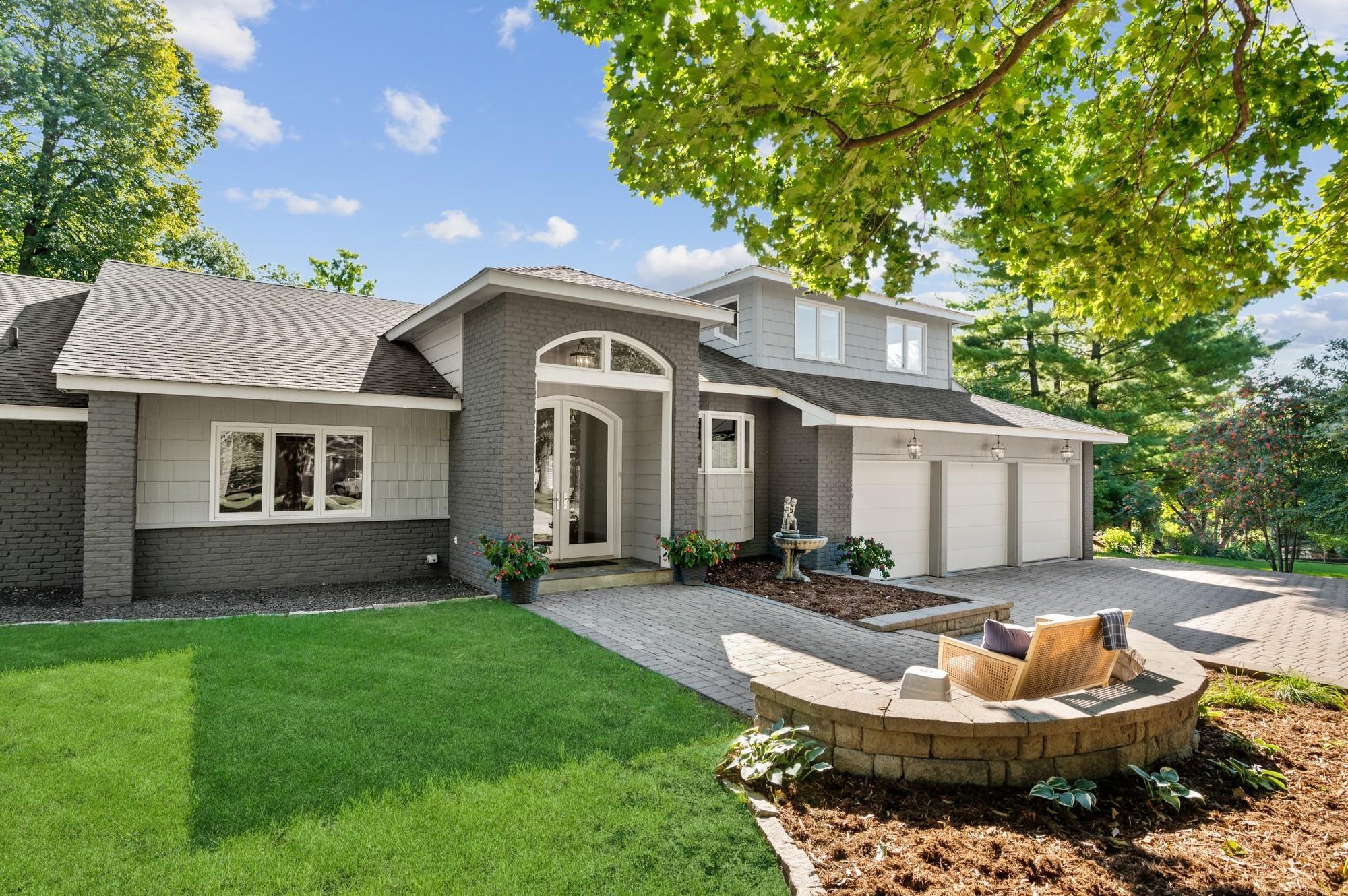451 Townes Road Minnetonka, MN 55391 - Photo 1 of 39 Gallery Image 1
