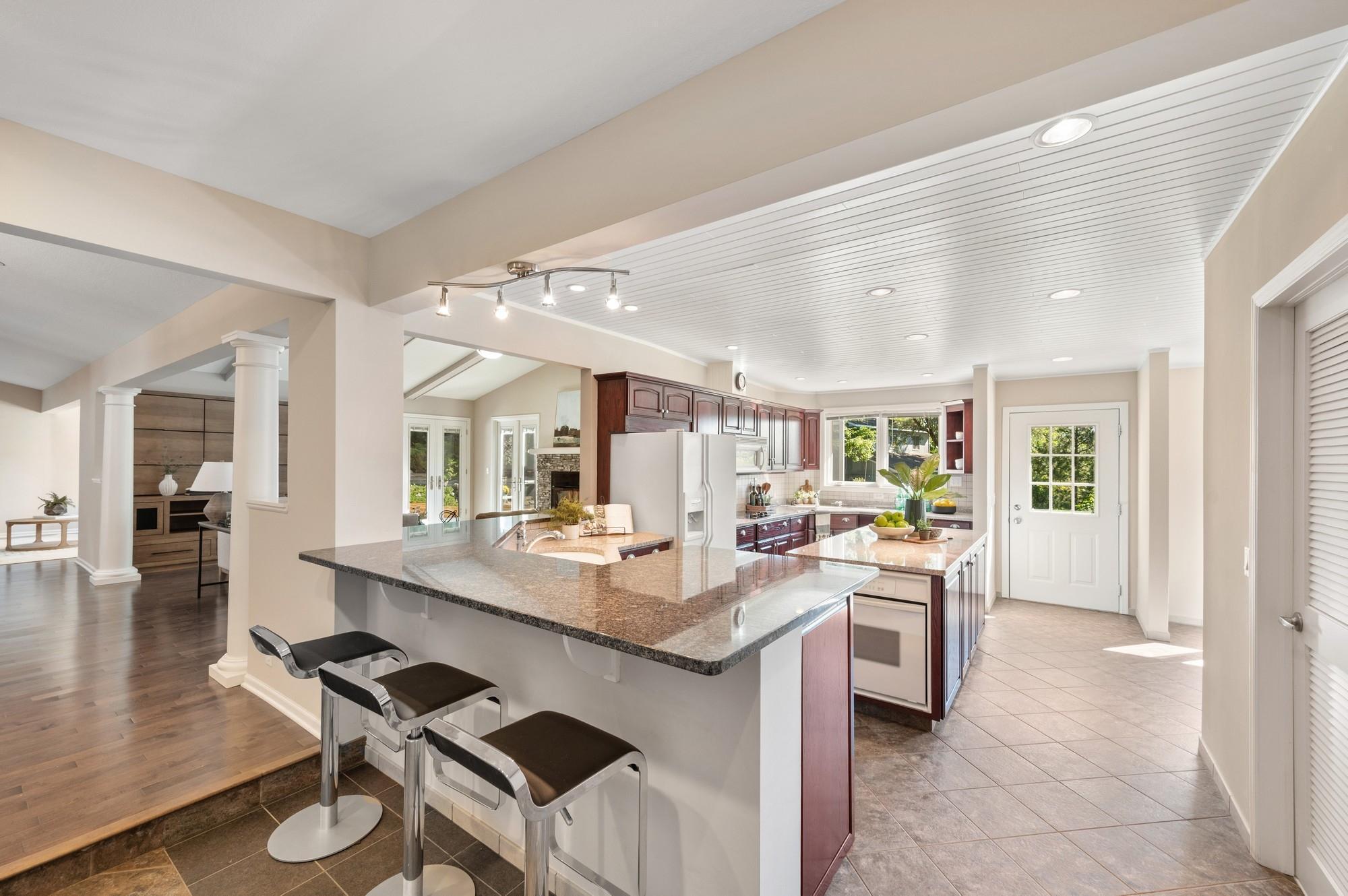 451 Townes Road Minnetonka, MN 55391 - Photo 19 of 39 Gallery Image 19