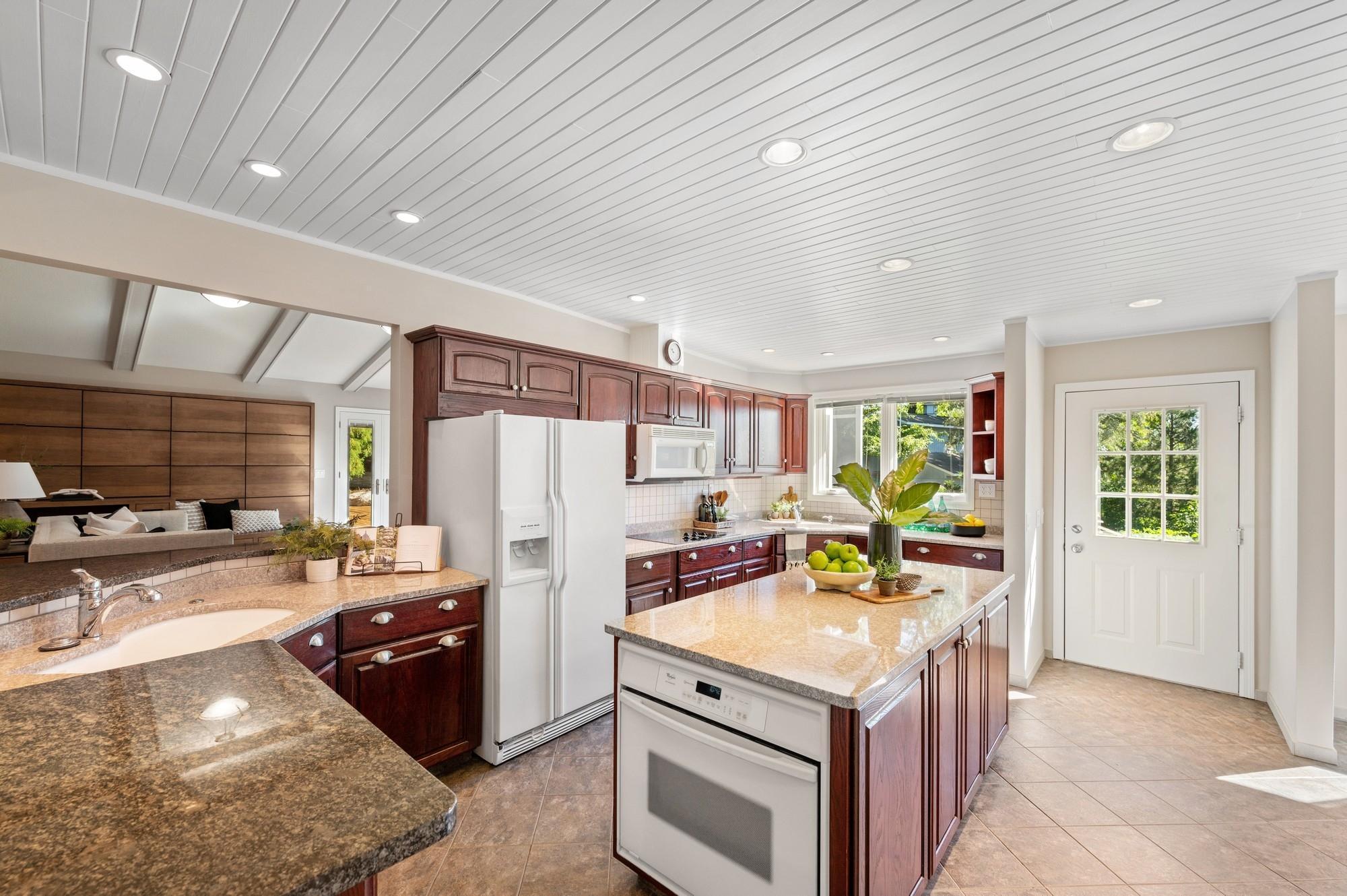 451 Townes Road Minnetonka, MN 55391 - Photo 20 of 39 Gallery Image 20