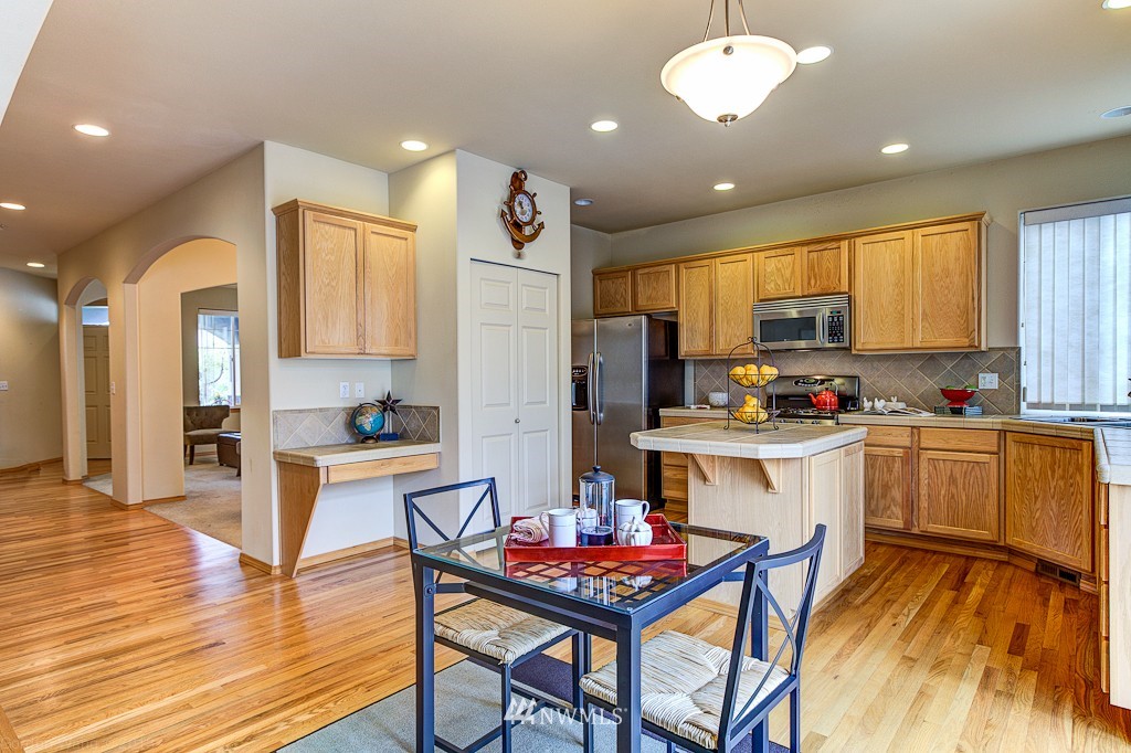 9431 South 196 Place Renton, WA 98055 - Photo 2 of 15
