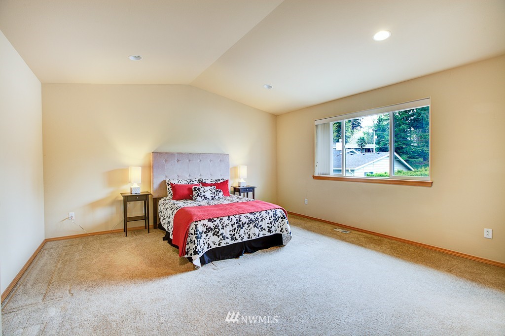 9431 South 196 Place Renton, WA 98055 - Photo 10 of 15