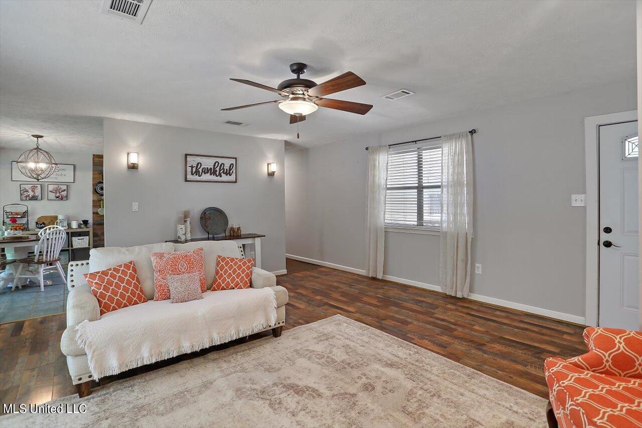 344 Gulde Road Brandon, MS 39042 - Photo 7 of 26 07-344 Gulde Rd