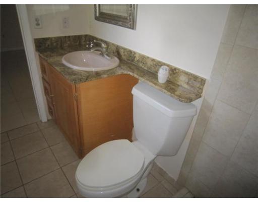 324 Davis Road Palm Springs, FL 33461 - Photo 5 of 12 Additional Photo