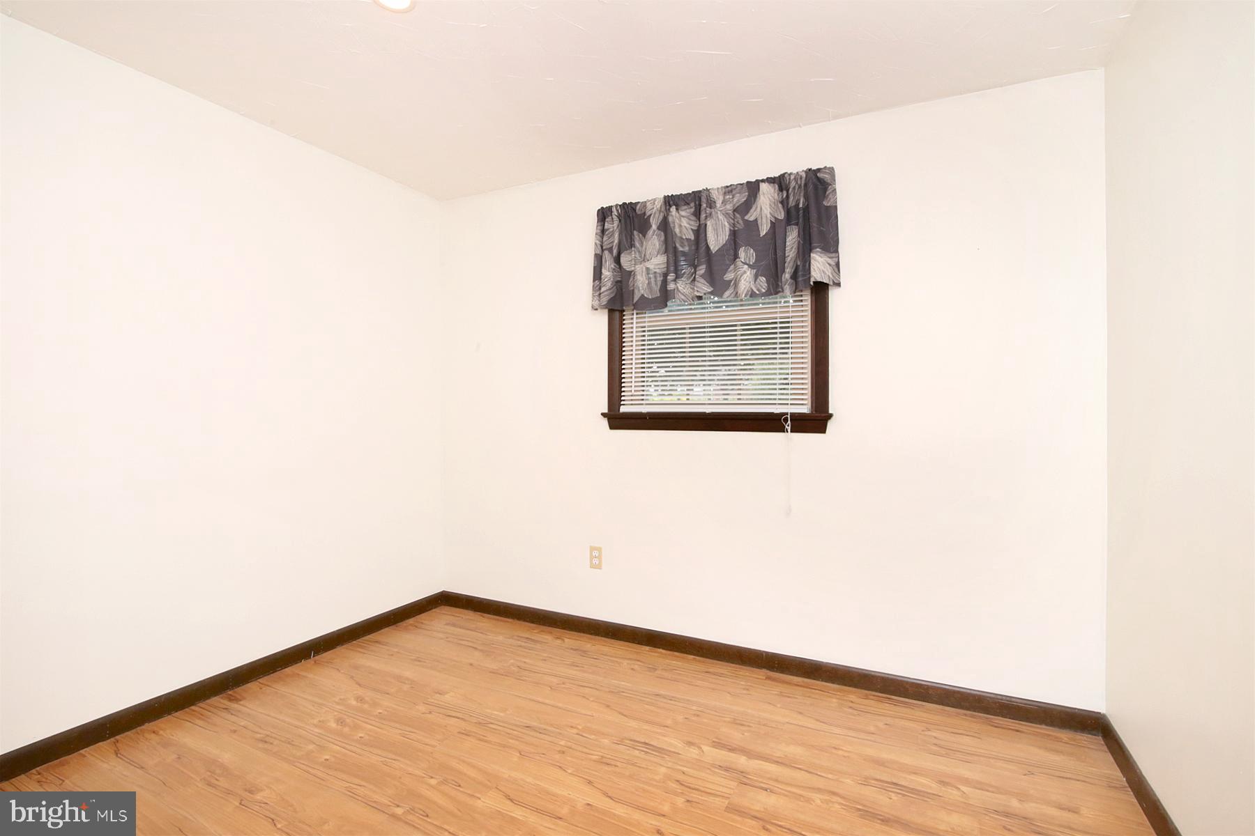 1387 Ridge Road Lebanon, PA 17046 - Photo 21 of 38 Bedroom#2