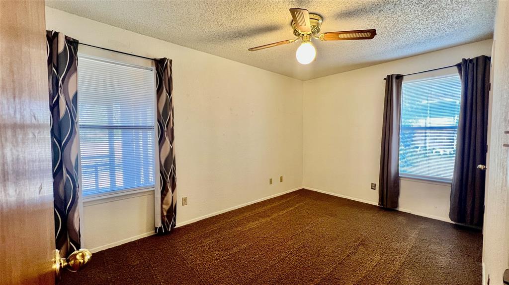 301 Garner Road Weatherford, TX 76086 - Photo 4 of 9 Gallery Image 4