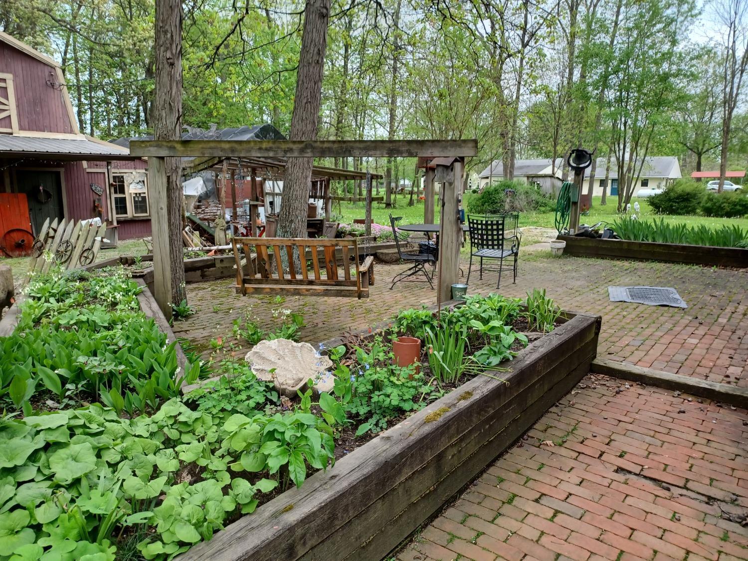 9394 Butler Warren Road Cincinnati, OH 45241 - Photo 4 of 10 Gallery Image 4
