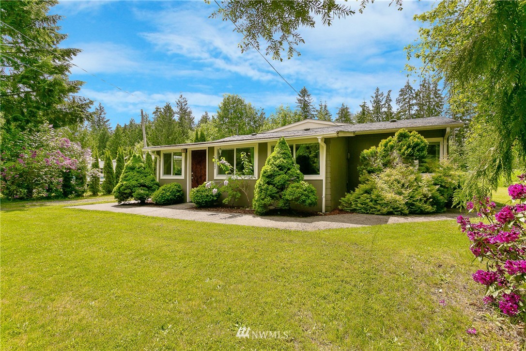 6437 Little Big Horn Road Maple Falls, WA 98266 - Photo 1 of 31 Gallery Image 1