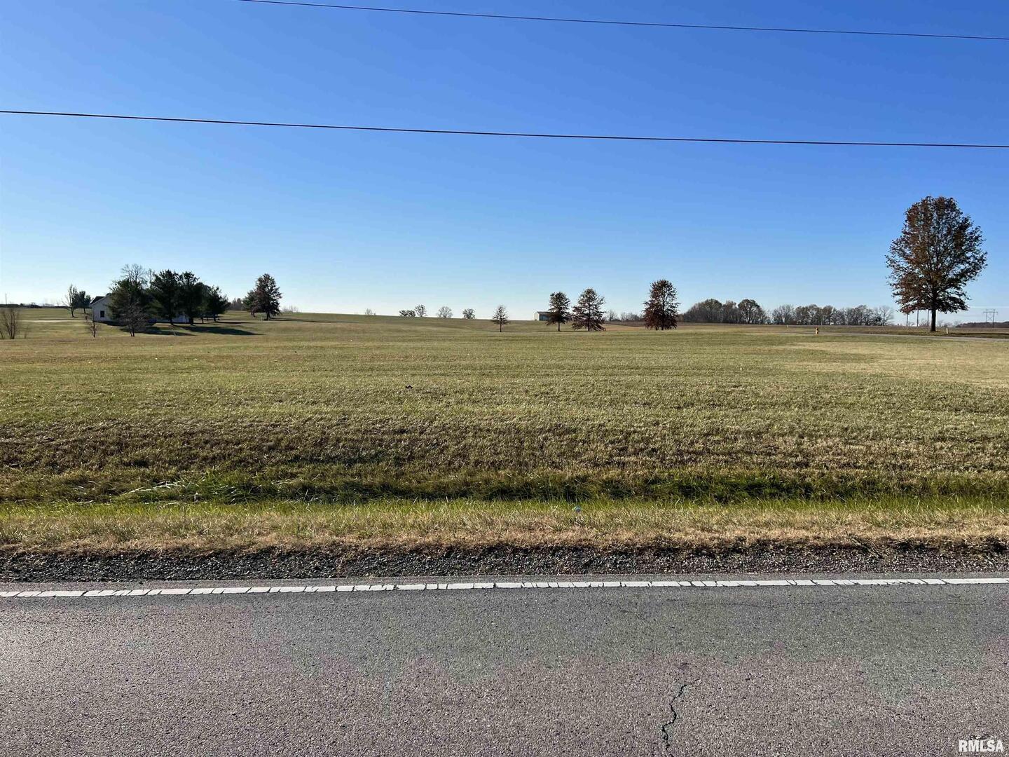 3700 Raleigh Chapel Highway Eldorado, IL 62930 - Photo 2 of 5 a view of a ocean view