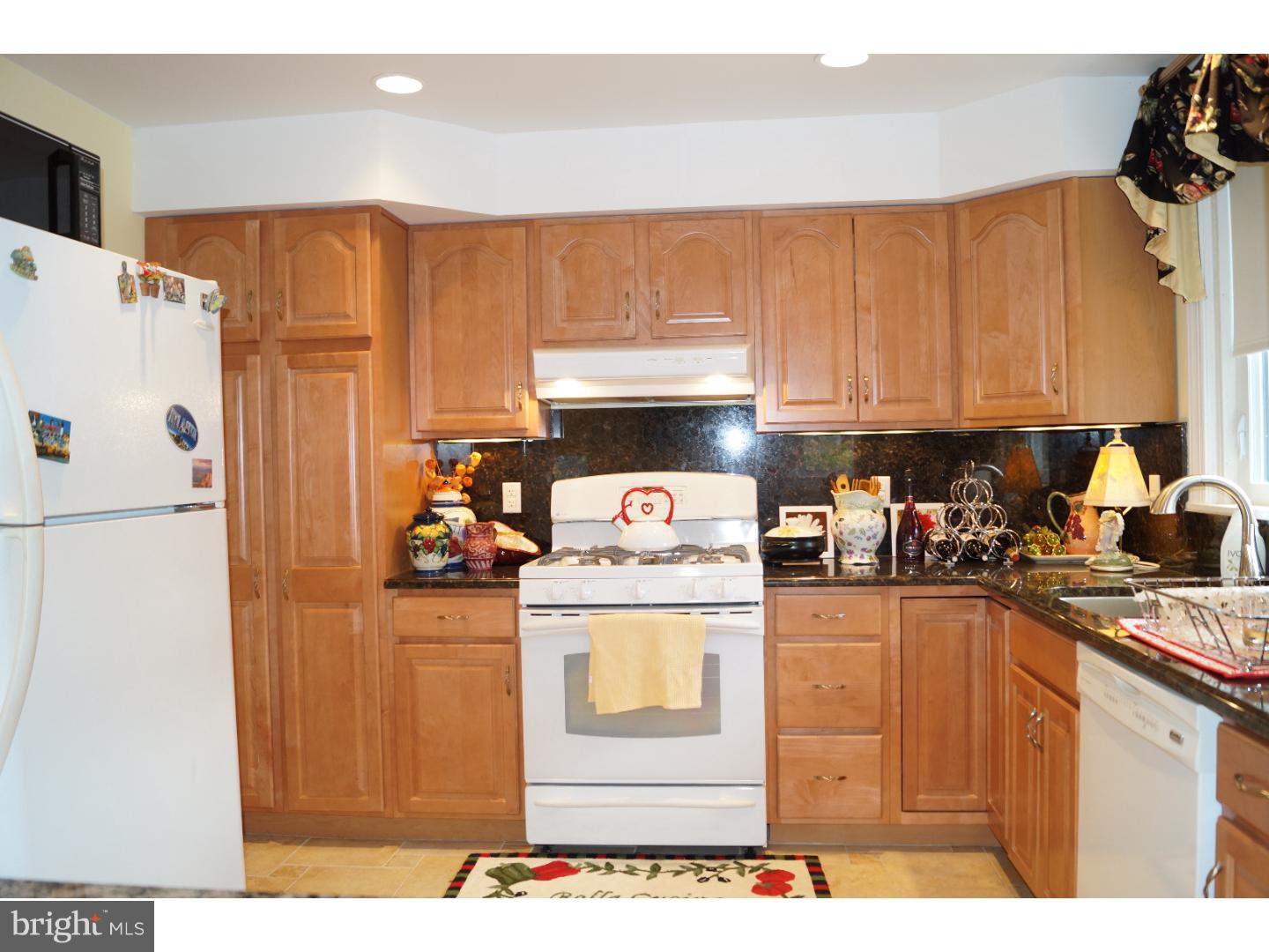900 Murdoch Road Philadelphia, PA 19150 - Photo 7 of 19 Gallery Image 7