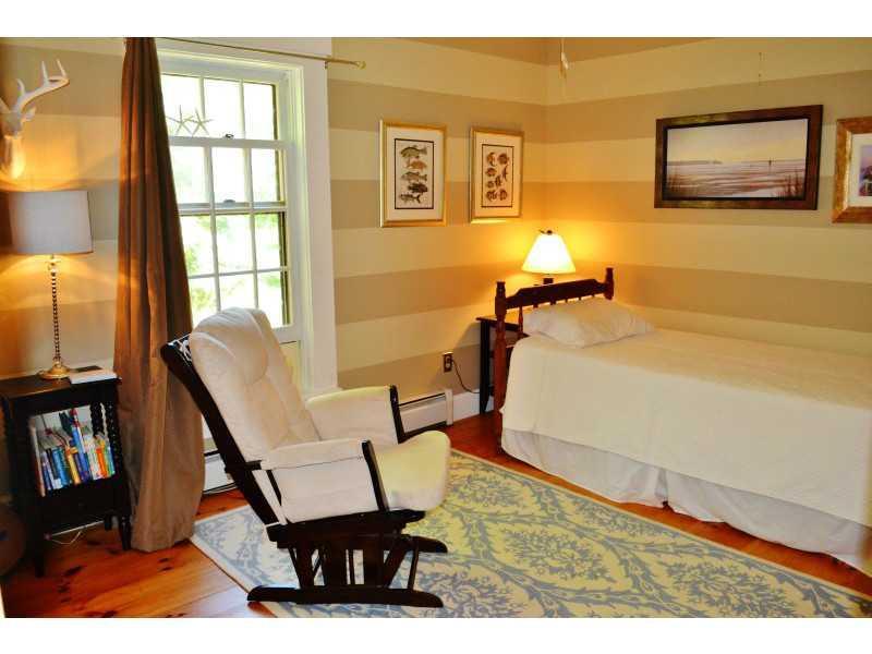 347 Mills Road Kennebunkport, ME 04046 - Photo 20 of 32 Bedroom.