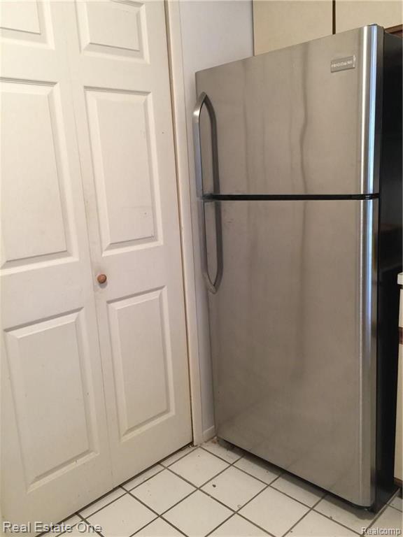 27434 Evergreen Road, Unit 37 Southfield, MI 48076 - Photo 8 of 18