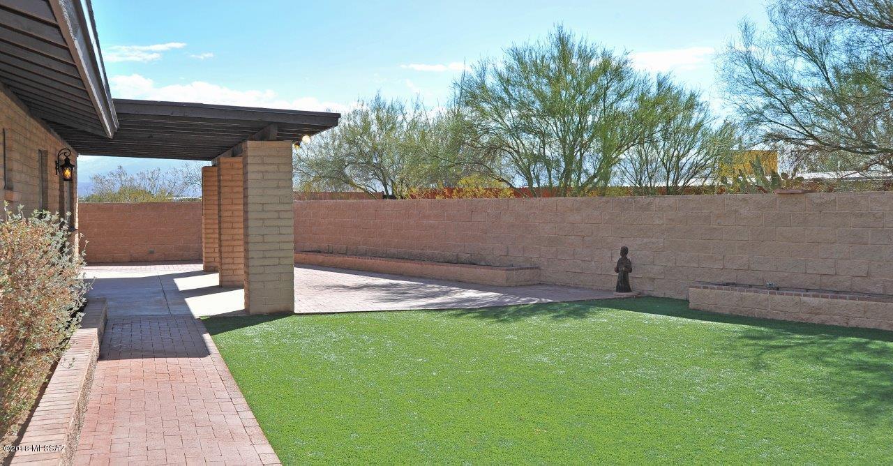 4701 North Bear Canyon Road Tucson, AZ 85749 - Photo 35 of 38