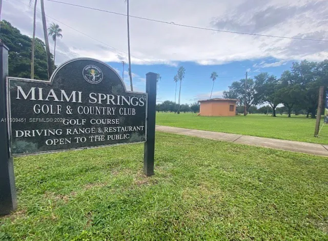 $3,967,000 | 409 De Leon Drive, Miami Springs, FL 33166