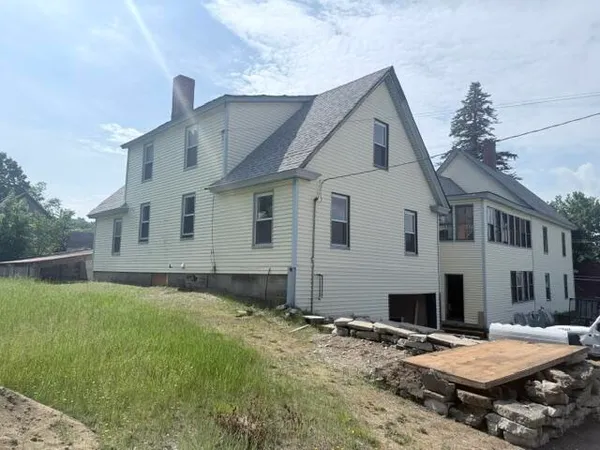 $289,000 | 7 Harlow Hill Road, Mexico, ME 04257
