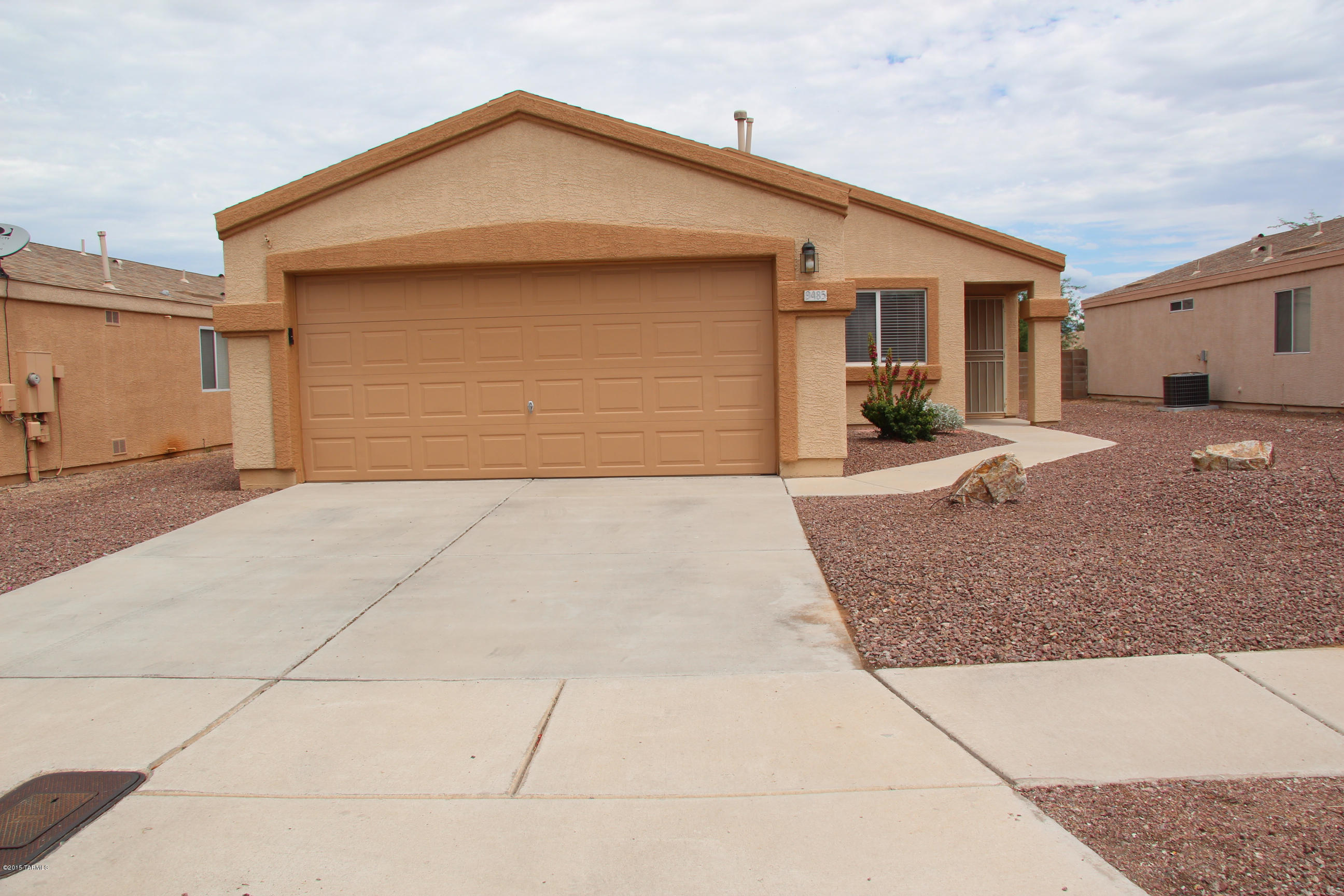 9485 East Bench Mark Loop Tucson, AZ 85747 - Photo 2 of 25