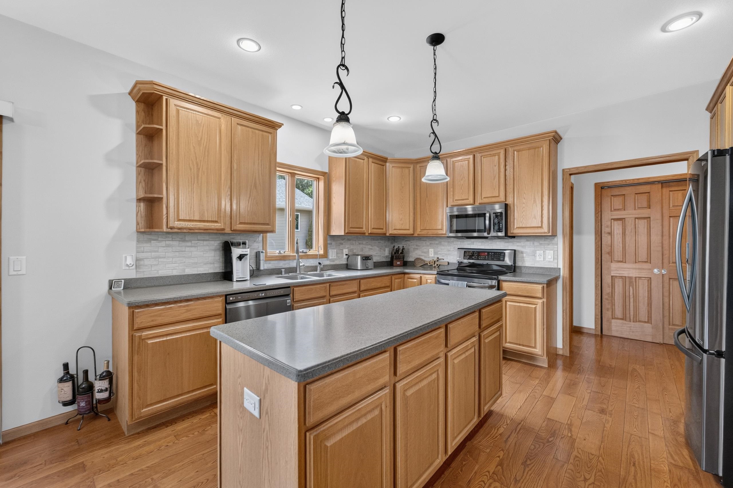 1000 Glen View Road Mount Horeb, WI 53572 - Photo 15 of 51