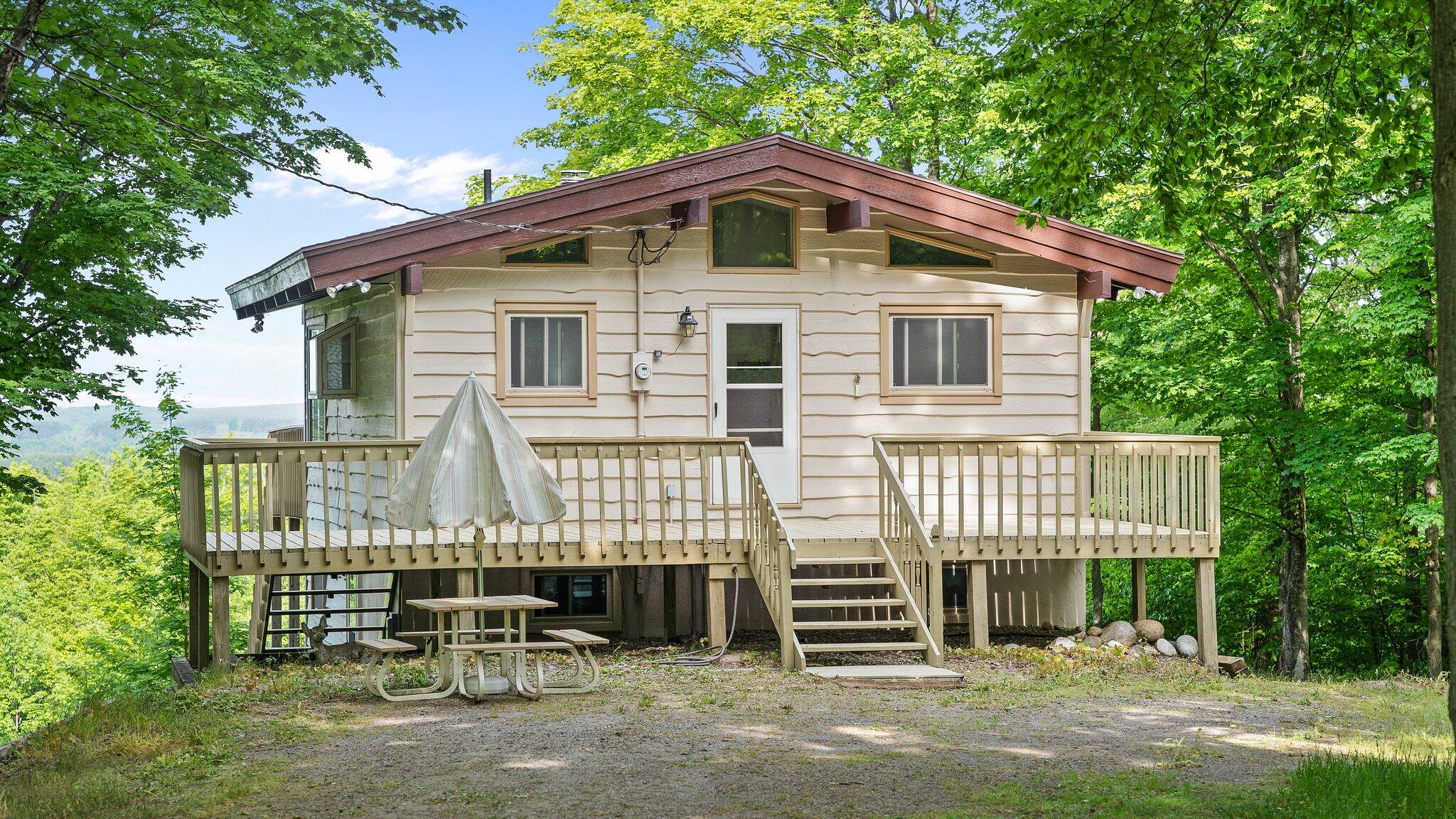 9396 Hunters Ridge Gaylord, MI 49735 - Photo 10 of 40 Gallery Image 10