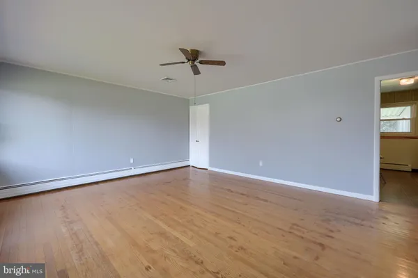 $270,000 | 131 Cambridge Drive, Mechanicsburg, PA 17055