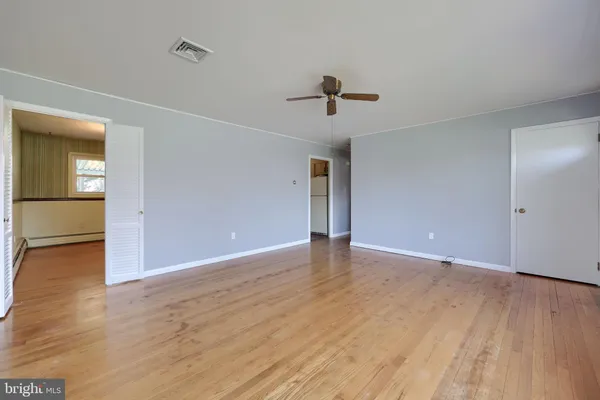 $270,000 | 131 Cambridge Drive, Mechanicsburg, PA 17055