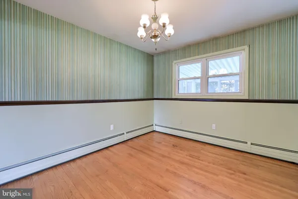 $270,000 | 131 Cambridge Drive, Mechanicsburg, PA 17055