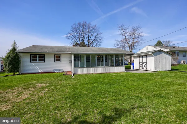 $270,000 | 131 Cambridge Drive, Mechanicsburg, PA 17055