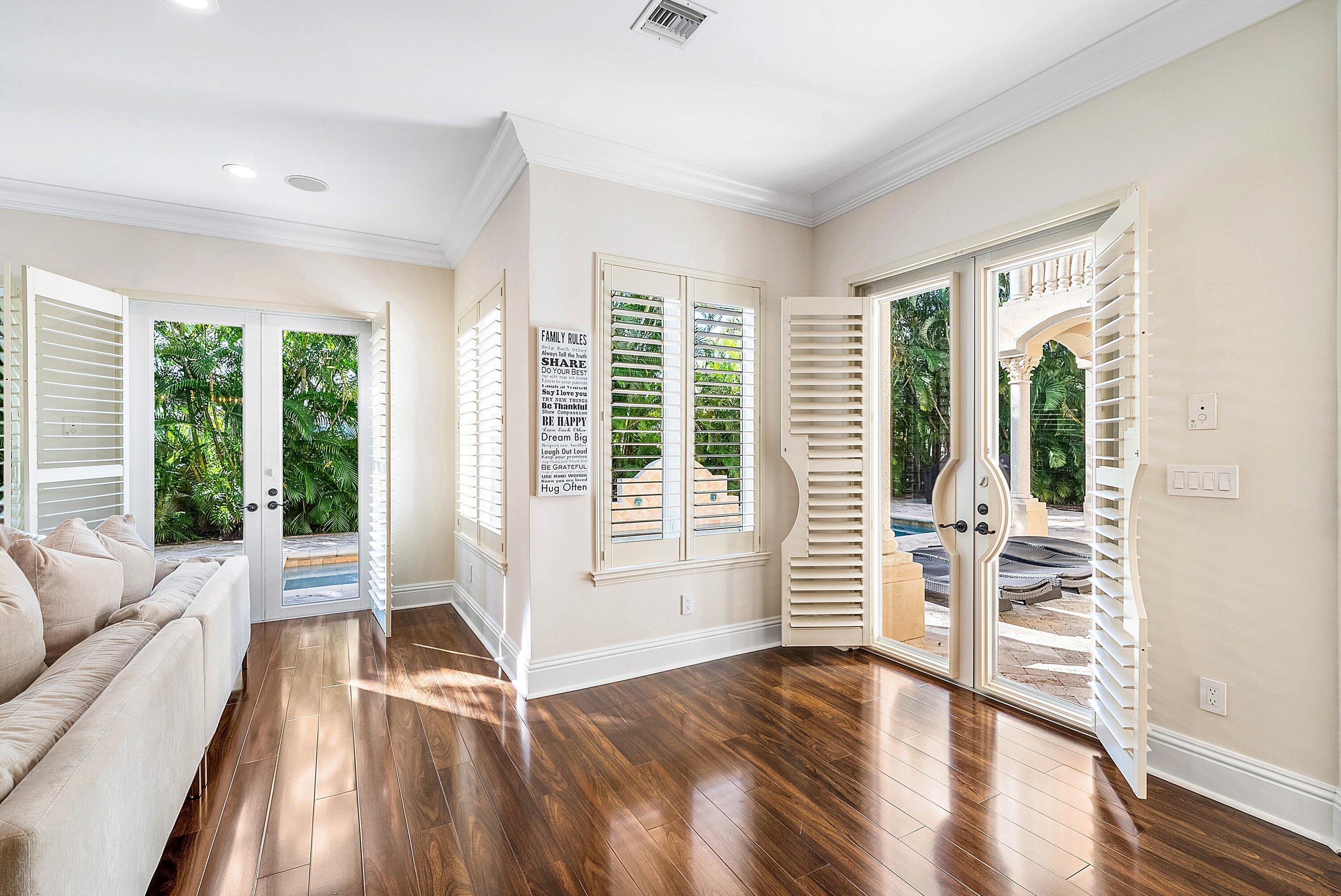 398 Northeast 7th Street Boca Raton, FL 33432 - Photo 17 of 74 017-398Northeast7thStreet-BocaRaton-FL-3