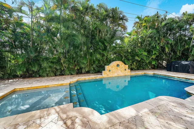 $4,400,000 | 398 Northeast 7th Street, Boca Raton, FL 33432