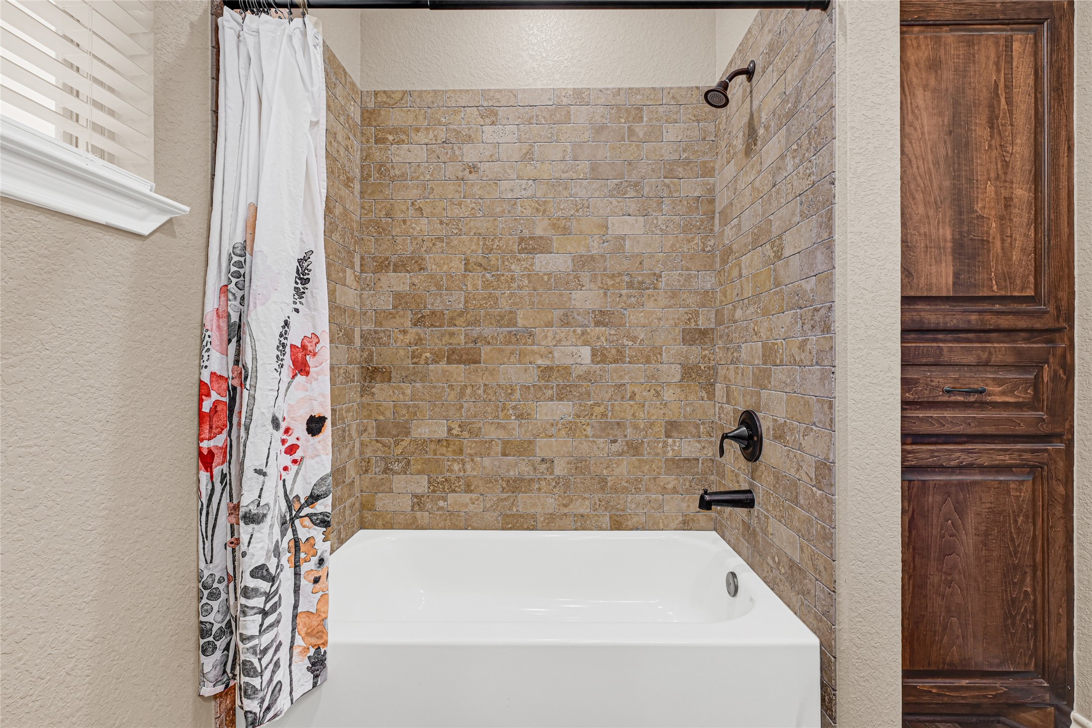 15416 Fm 1008 Dayton, TX 77535 - Photo 31 of 37