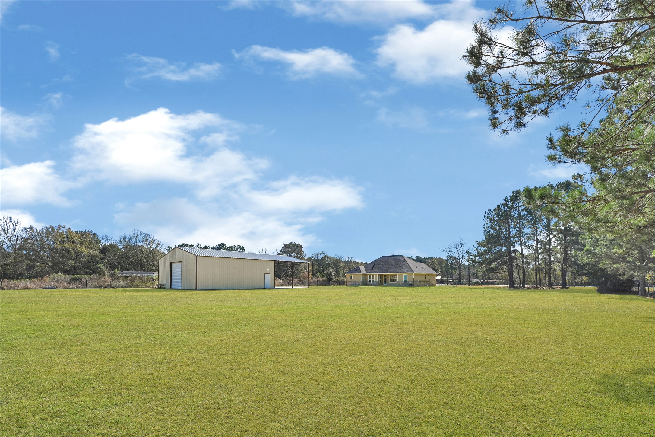 15416 Fm 1008 Dayton, TX 77535 - Photo 4 of 37