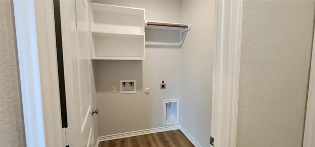a view of a hallway with closet