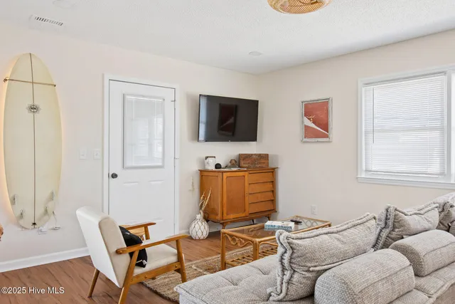 $1,200,000 | 135 North 3rd Avenue, Kure Beach, NC 28449