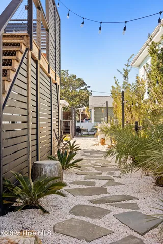 $1,200,000 | 135 North 3rd Avenue, Kure Beach, NC 28449