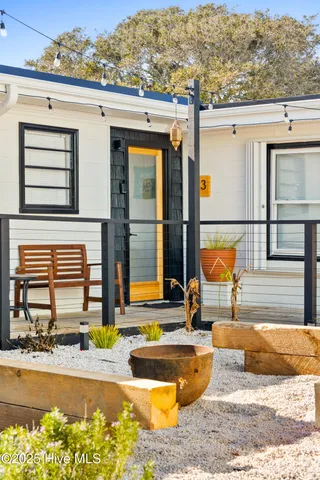 $1,200,000 | 135 North 3rd Avenue, Kure Beach, NC 28449