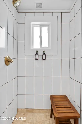 $1,200,000 | 135 North 3rd Avenue, Kure Beach, NC 28449