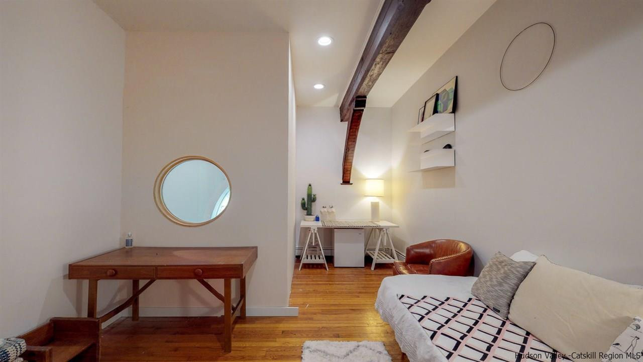 209-211 Fish Creek Road Saugerties, NY 12477 - Photo 23 of 35 a living room with furniture