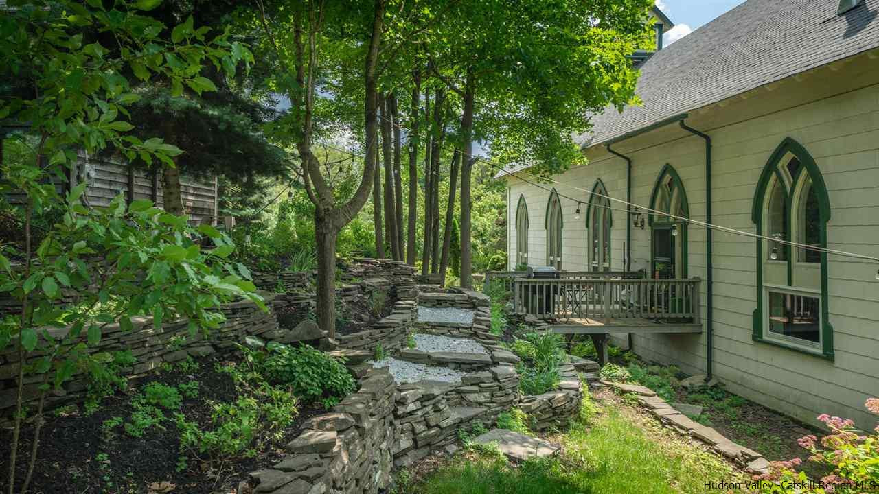 209-211 Fish Creek Road Saugerties, NY 12477 - Photo 3 of 35 a view of a back yard