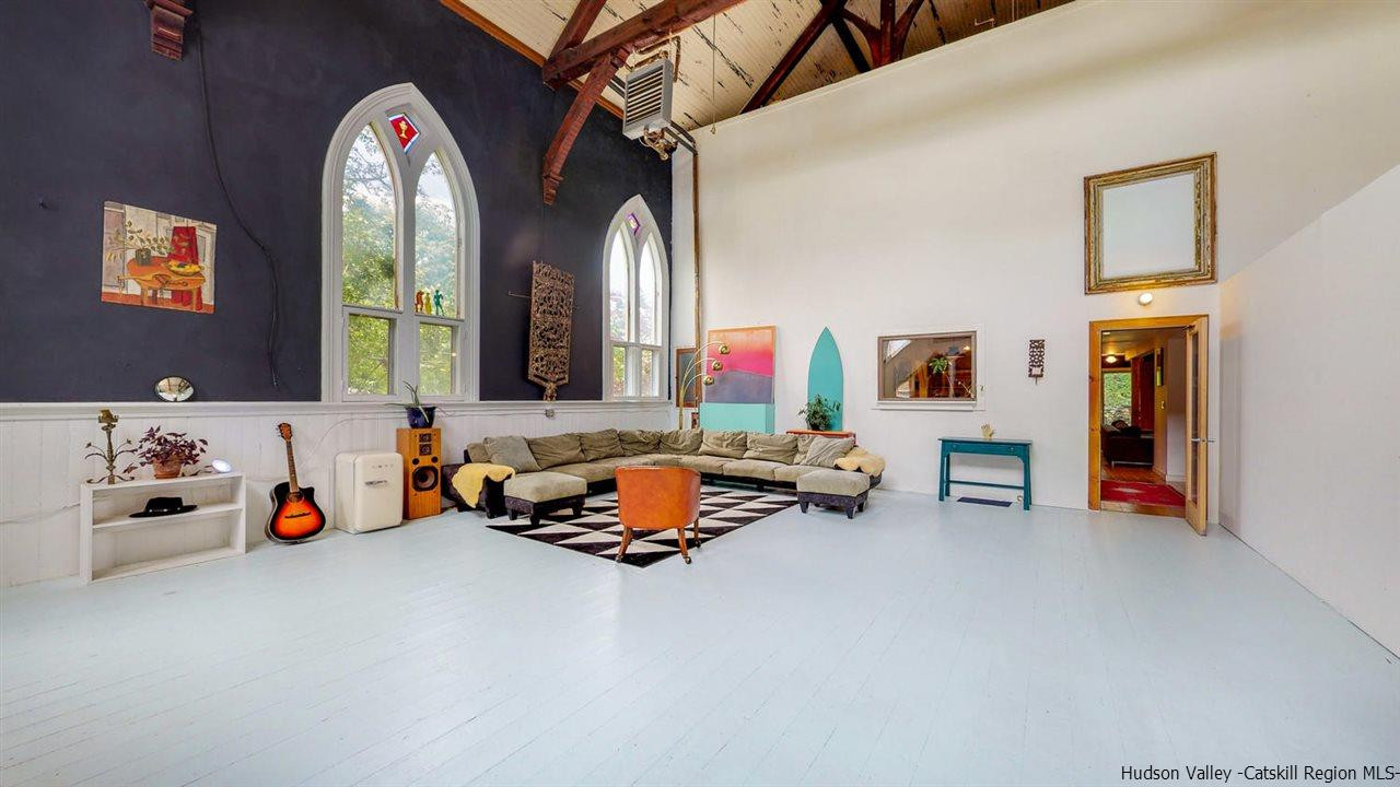 209-211 Fish Creek Road Saugerties, NY 12477 - Photo 8 of 35 a children room with toys