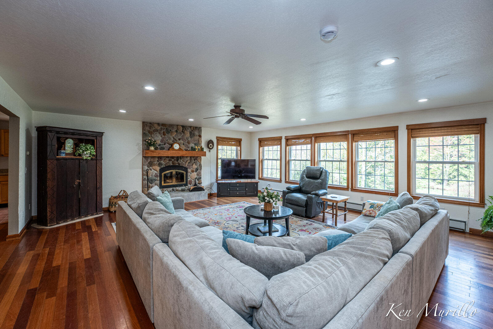 1519 North Roscommon Road Roscommon, MI 48653 - Photo 13 of 72 1519 N Roscommon-67