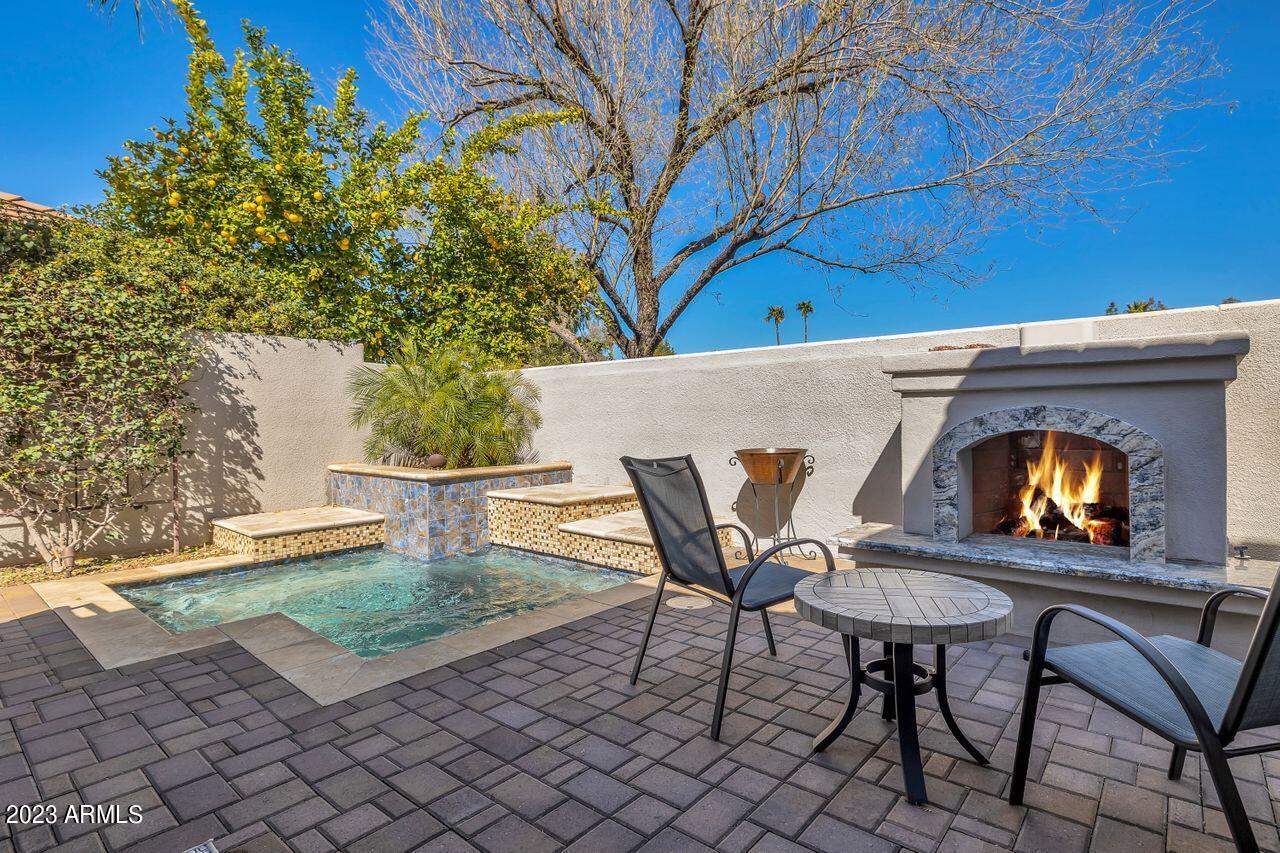 7525 East Gainey Ranch Road, Unit 119 Scottsdale, AZ 85258 - Photo 25 of 29 Gas Outdoor Fireplac