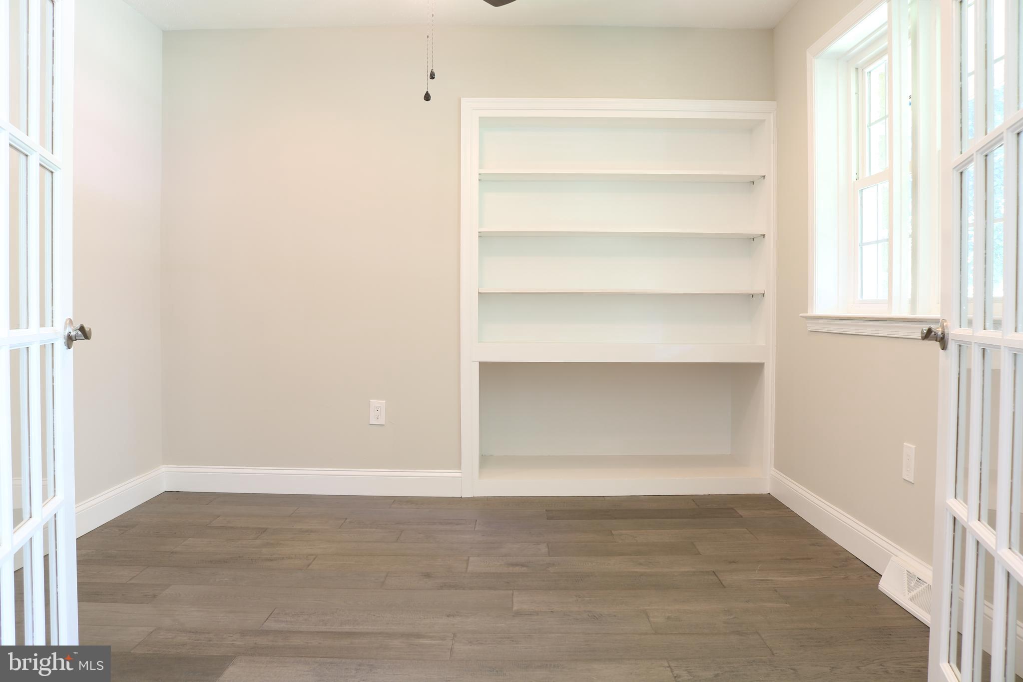1364 Panther Road Jenkintown, PA 19046 - Photo 10 of 34 Office w/ Built-in shelving