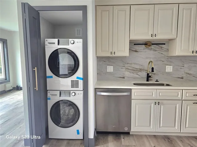 $1,700 | 2435 Sumatran Way, Unit 35, Clearwater, FL 33763