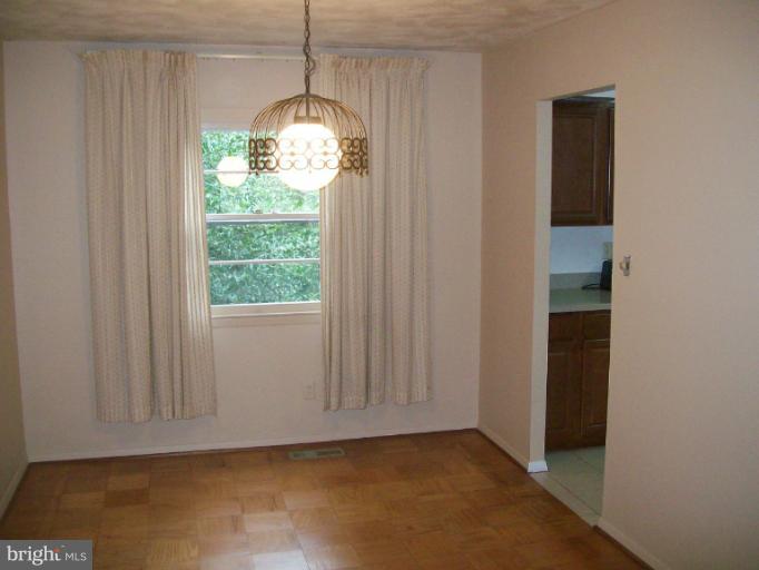 220 Walgrove Road Reisterstown, MD 21136 - Photo 13 of 24 Dining Room