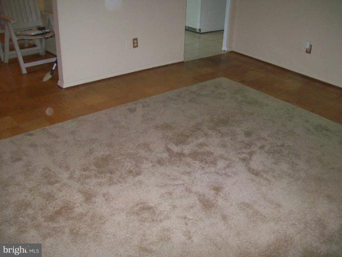 220 Walgrove Road Reisterstown, MD 21136 - Photo 21 of 24 Living Room