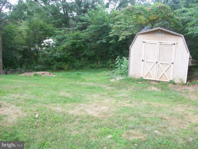 220 Walgrove Road Reisterstown, MD 21136 - Photo 6 of 24 Exterior (General)