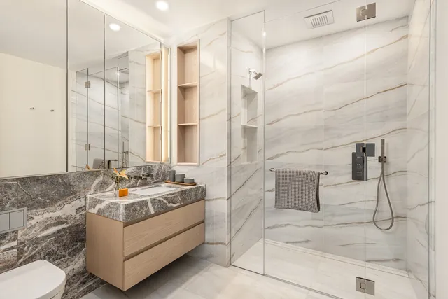 $1,855,000 | 125 Greenwich Street, Unit 63G | Financial District